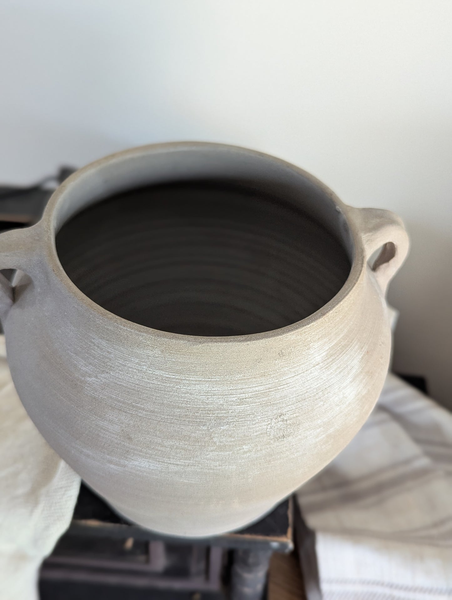 Vintage Stoneware Pot - Natural Grey