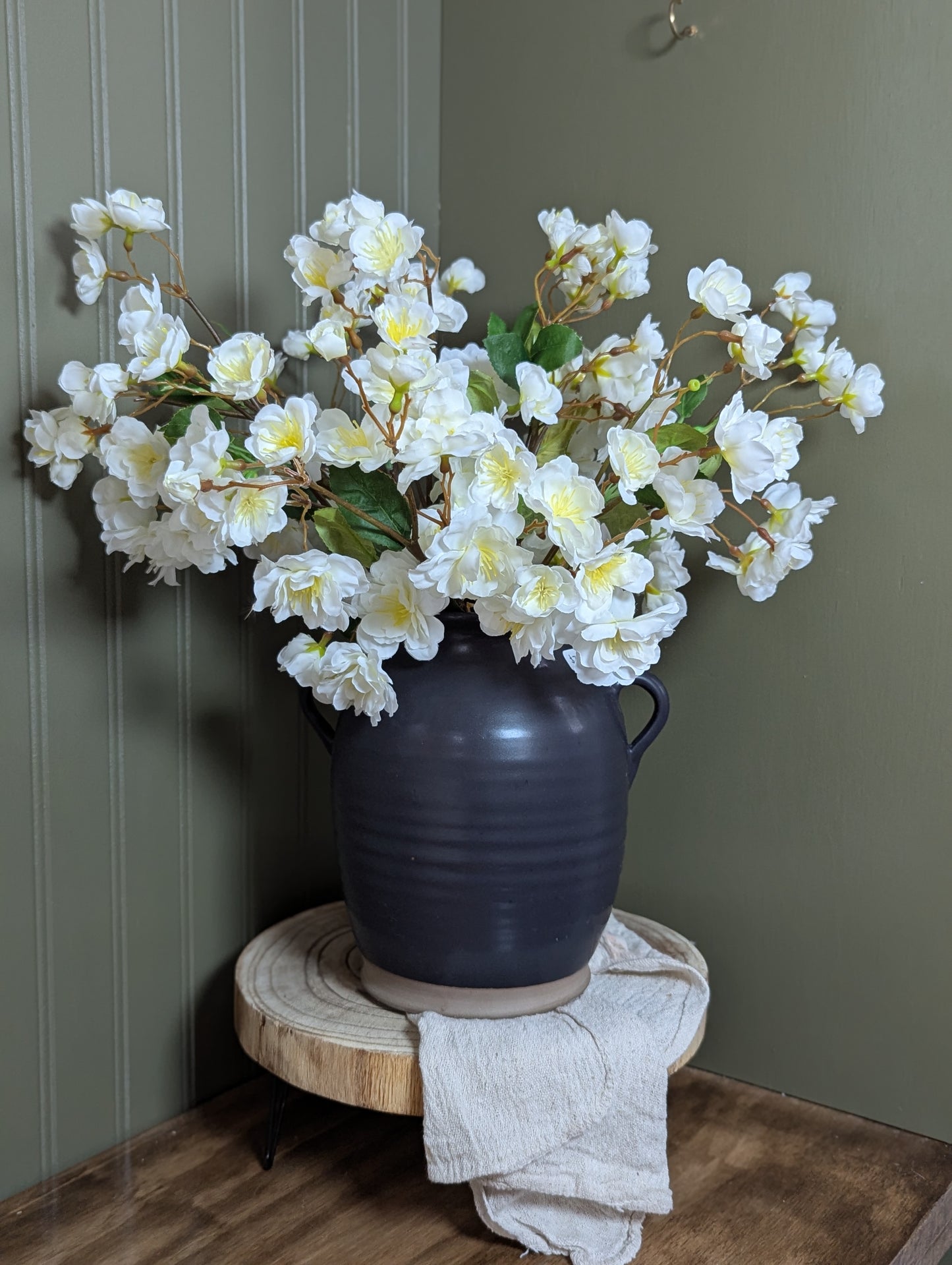 Large Vintage Style Vase - Black